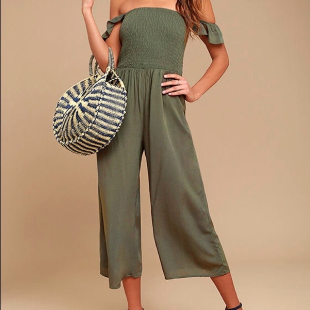 Lulu’s Off-The-Shoulder Midi Jumpsuit